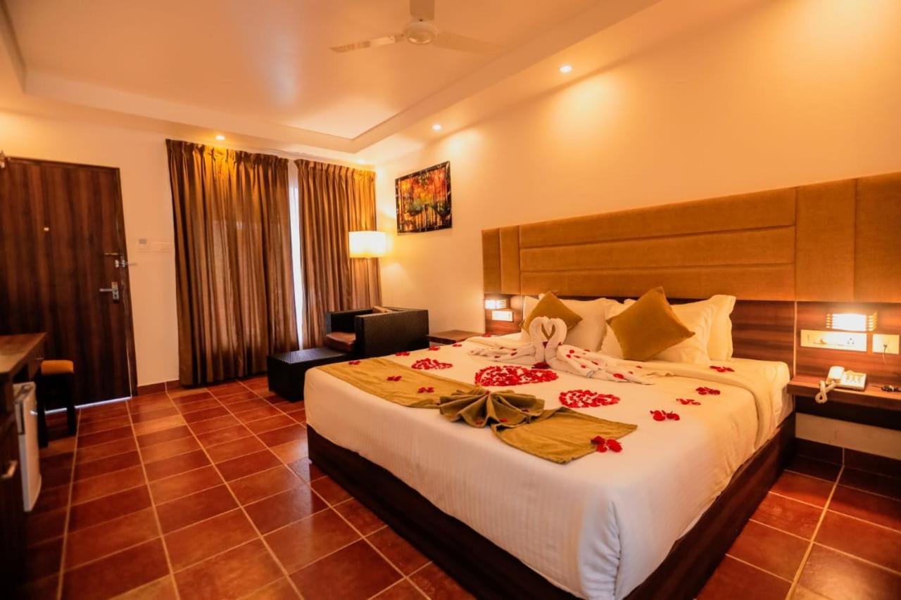 อาทิรัปปิลลี กรีน ทรี รีสอร์ต Hotel อทิราพาลลี ภายนอก รูปภาพ