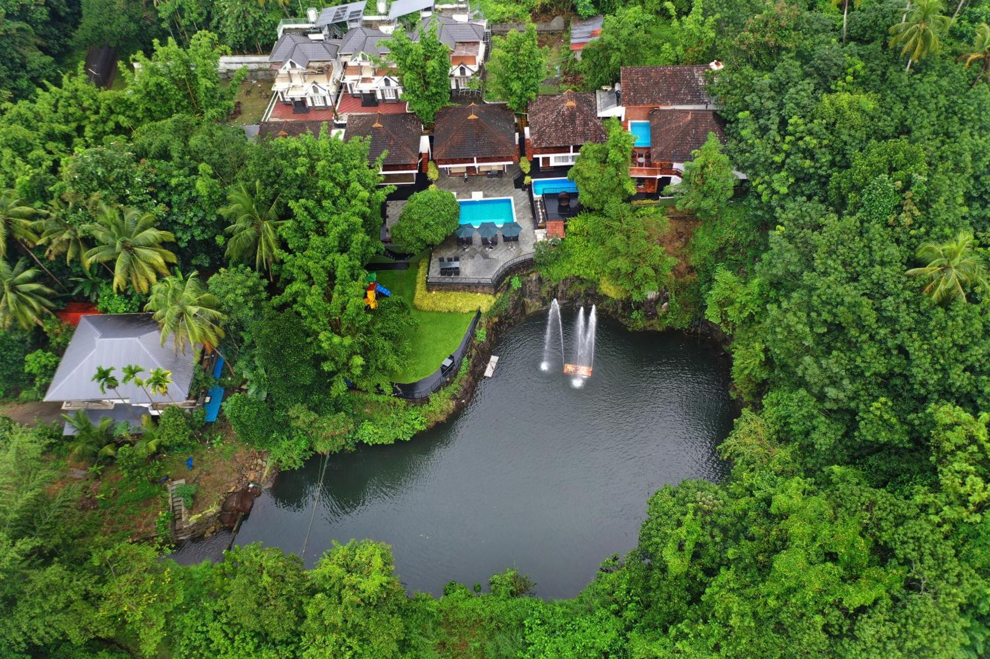 อาทิรัปปิลลี กรีน ทรี รีสอร์ต Hotel อทิราพาลลี ภายนอก รูปภาพ