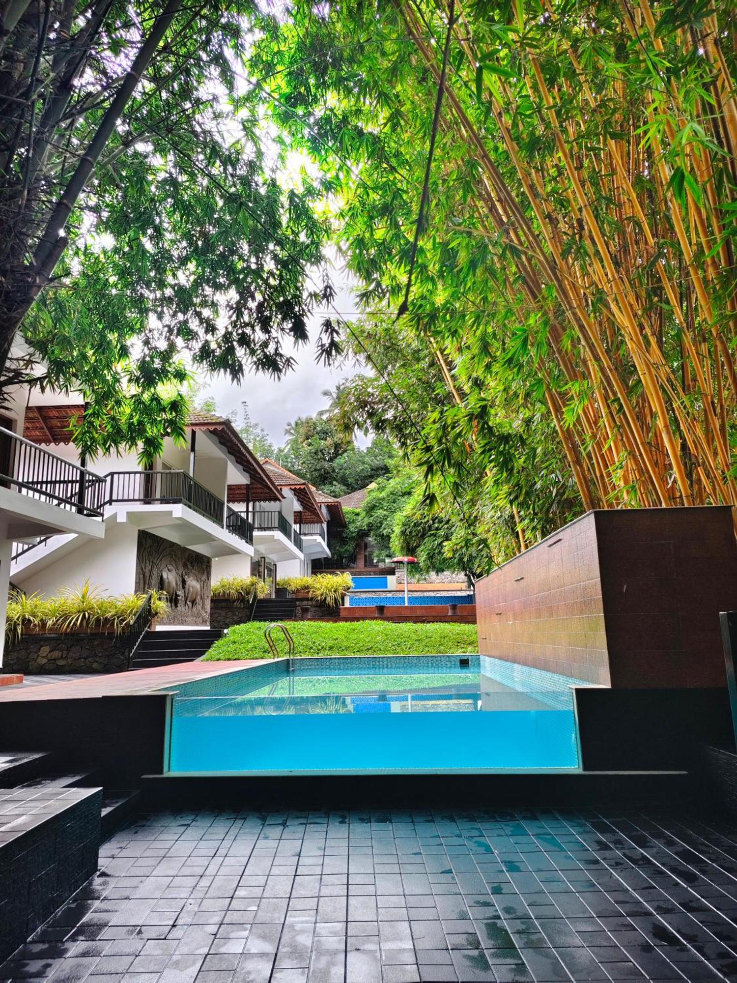 อาทิรัปปิลลี กรีน ทรี รีสอร์ต Hotel อทิราพาลลี ภายนอก รูปภาพ